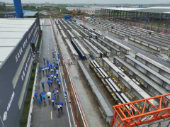 打制了一个集机械化、智能化、消息化于一体的